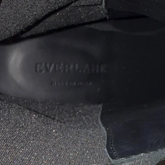 Everlane Wild Western Boot in Black 8 - Picture 9 of 11